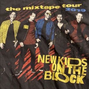 New Kids on the Block 2019 tour shirt men’s medium